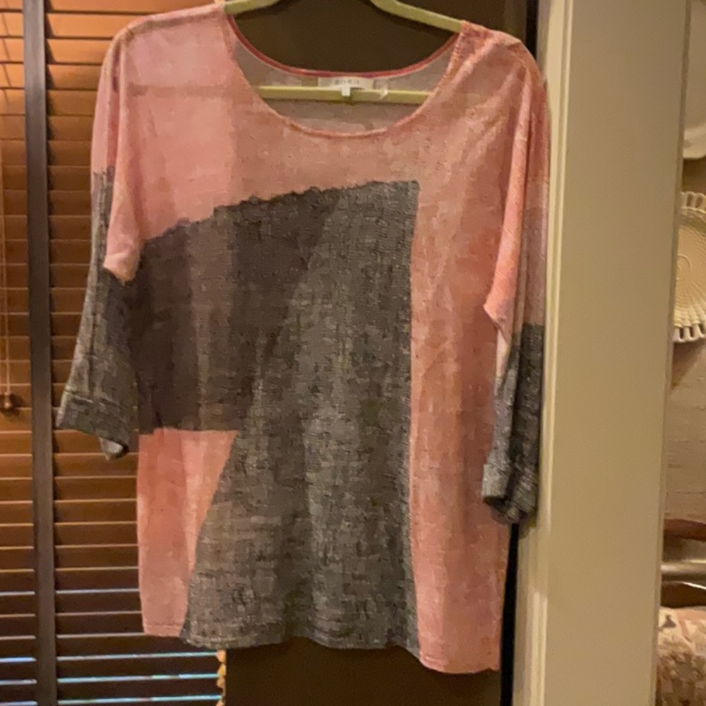 Absolutely stunning ZOZO TOP.  Looks hand painted, fees like air.  Beautiful
